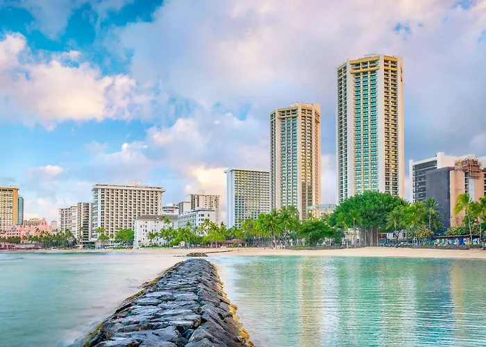Hyatt Regency Waikiki Beach Resort & Spa